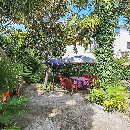 Apartment In Porec/istrien 10378